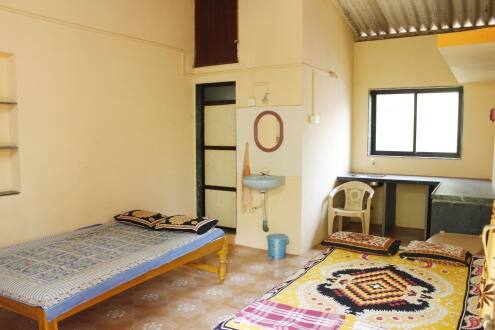 Om Shanti Home, Tarkarli 2
